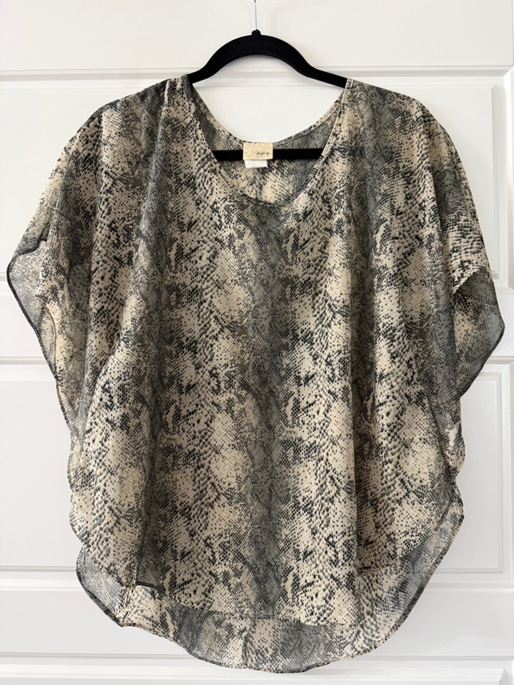 Daytrip Women's Snake Print Top